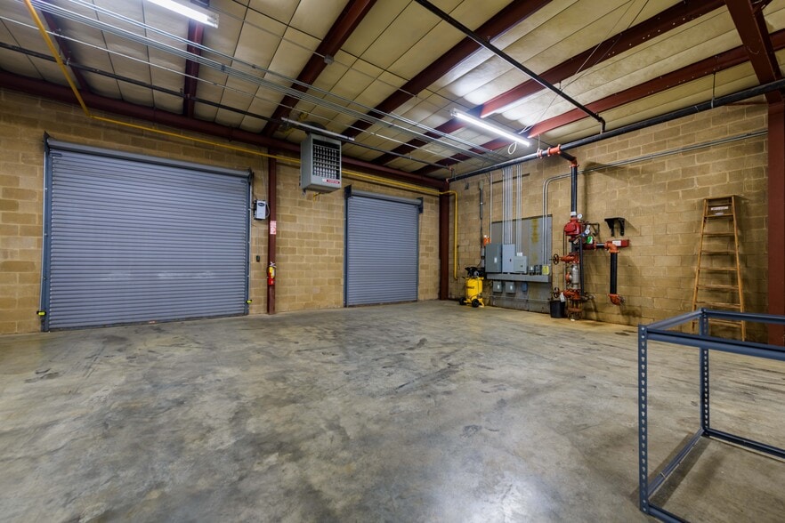 More Photos Of 494 Richardson Rd SE, Calhoun Industrial For Sale