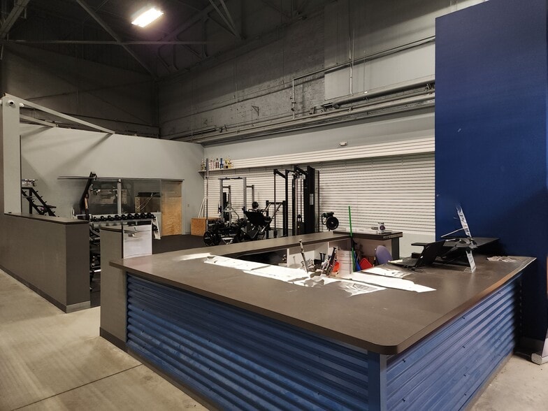 More Photos Of 340 McKinstry Ave, Chicopee Manufacturing For Lease