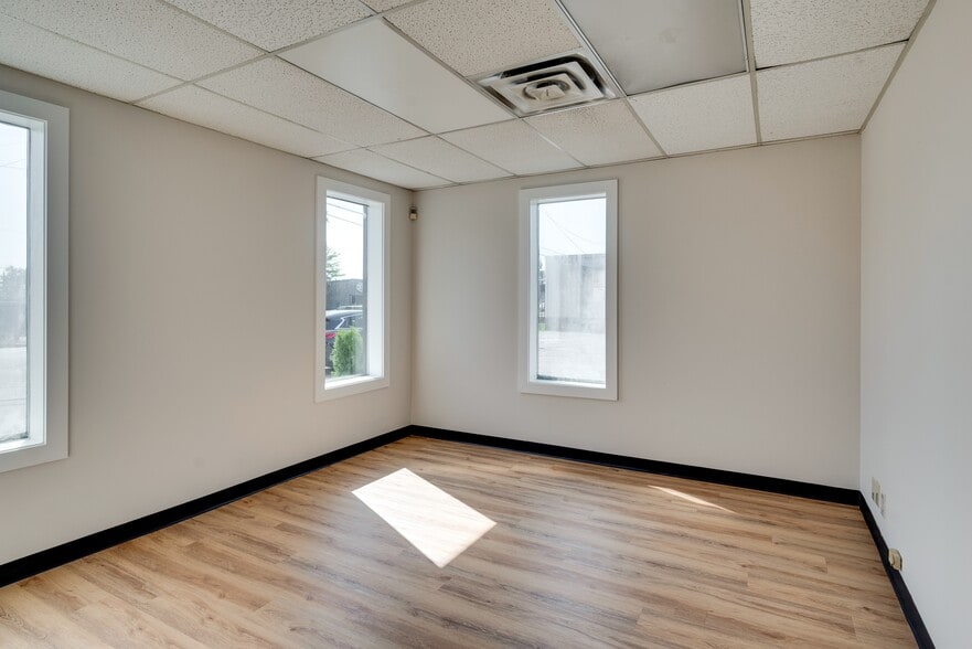 More Photos Of 2703 Grandview Ave, Nashville Office For Sale