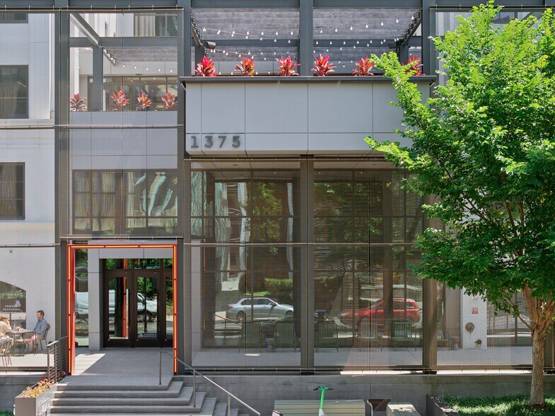More Photos Of 1375 Peachtree St NE, Atlanta Office For Lease
