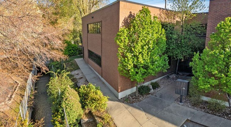 More Photos Of 380 N 200 W, Bountiful Office For Sale