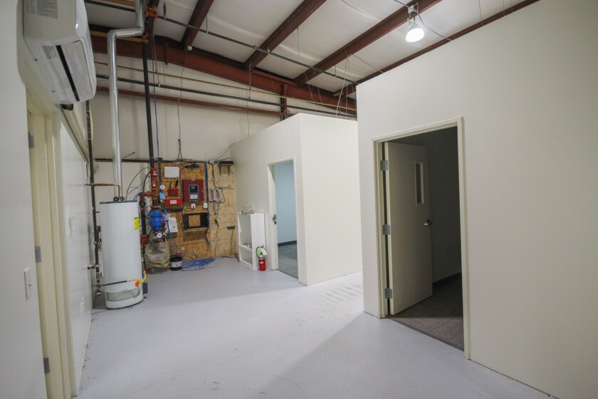 More Photos Of 1020 S Garfield Ave, Loveland Warehouse For Sale