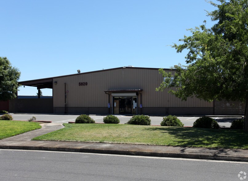 More Photos Of 5920 Outfall Cir, Sacramento Warehouse For Lease
