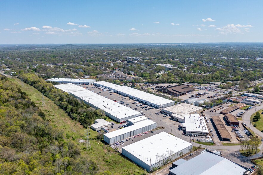 More Photos Of 3310-3422 Ambrose Ave, Nashville Warehouse For Lease
