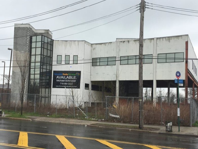 More Photos Of 365 Bay St, Staten Island Office For Sale