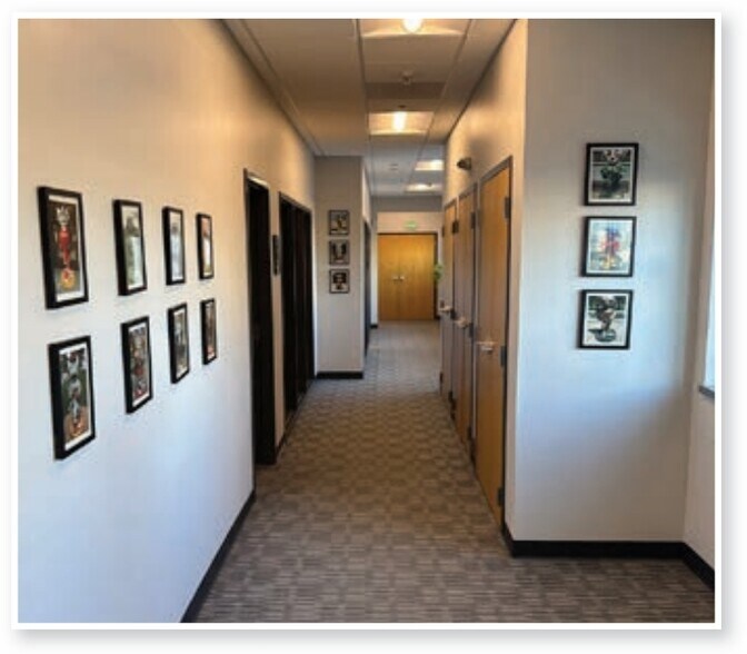 More Photos Of 3001 Dairy Dr, Madison Warehouse For Lease