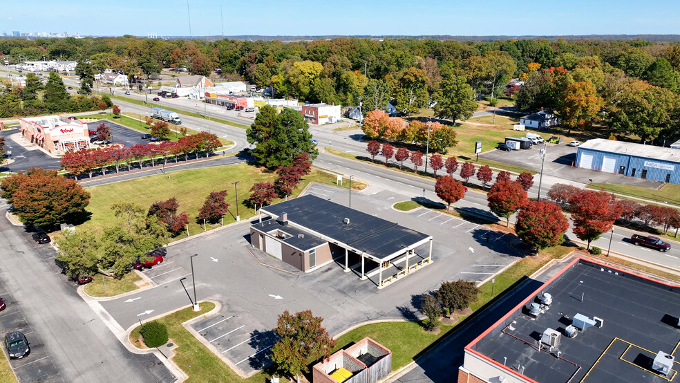 Primary Photo Of 7300 Jefferson Davis Hwy, North Chesterfield Bank For Sale