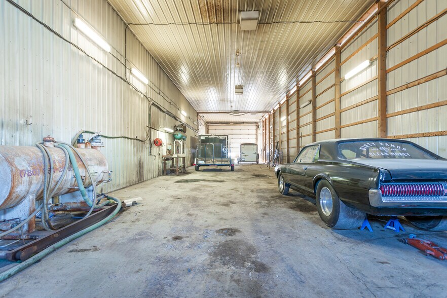 More Photos Of 310 Williams Industrial Dr, Neilburg Service For Sale