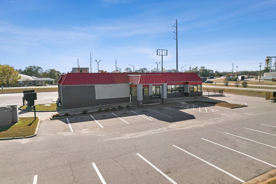 More Photos Of 650 Ozark Rd, Abbeville Fast Food For Sale
