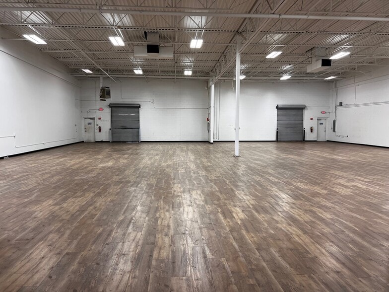 More Photos Of 351 Thornton Rd, Lithia Springs Light Distribution For Lease