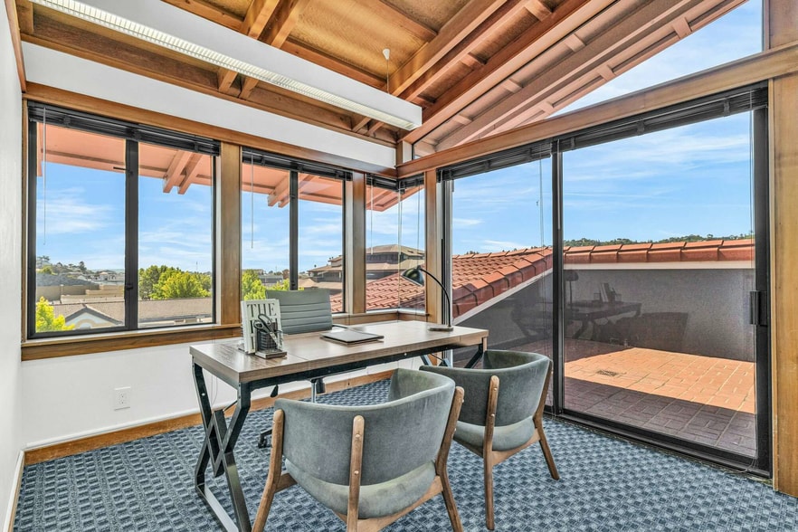 More Photos Of 851 Irwin St, San Rafael Office For Sale