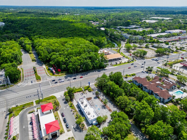 More Photos Of 8761 Baymeadows Rd, Jacksonville Fast Food For Lease