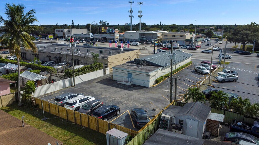 More Photos Of 9601 SW 40th St, Miami Medical For Lease