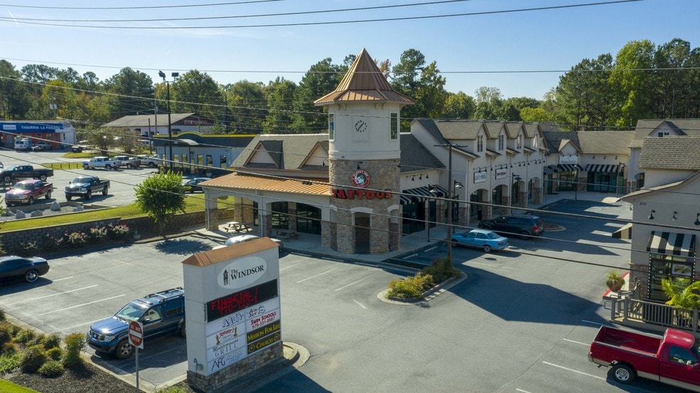 More Photos Of 2655 N Cobb Pky, Kennesaw Storefront For Lease