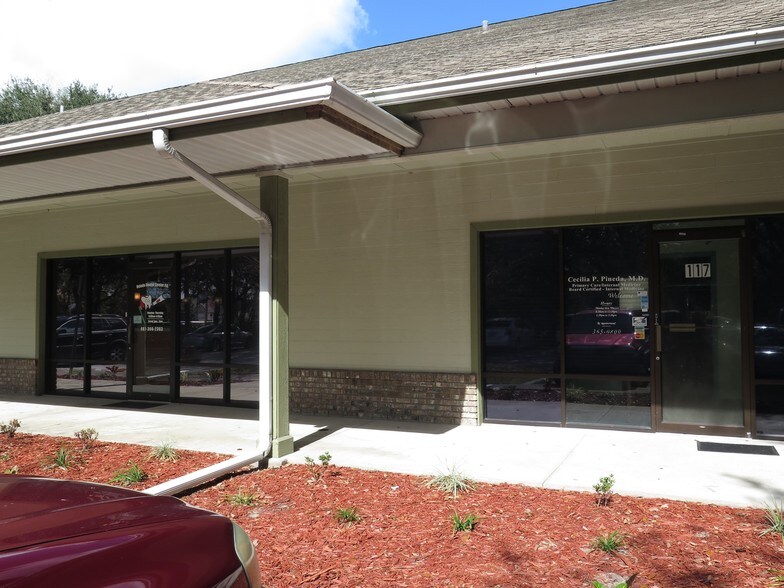 More Photos Of 2959 Alafaya Trl, Oviedo Medical For Lease