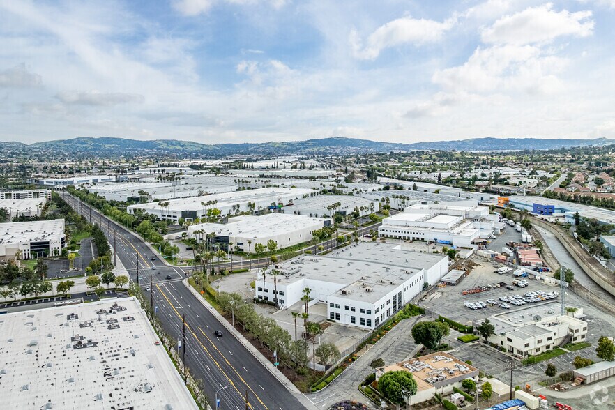 More Photos Of 293-301 Brea Canyon Rd, City Of Industry Warehouse For Sale