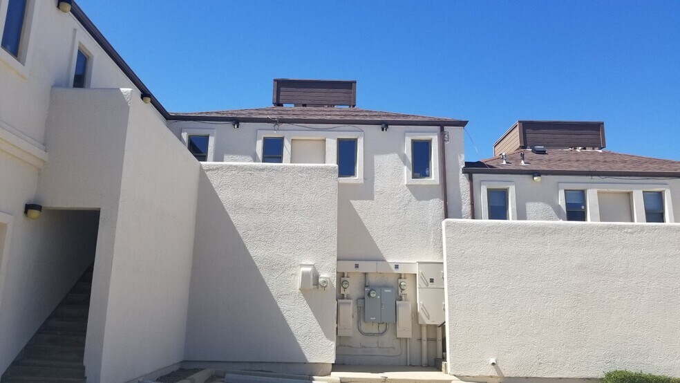 More Photos Of 919 12th Pl, Prescott Medical For Sale