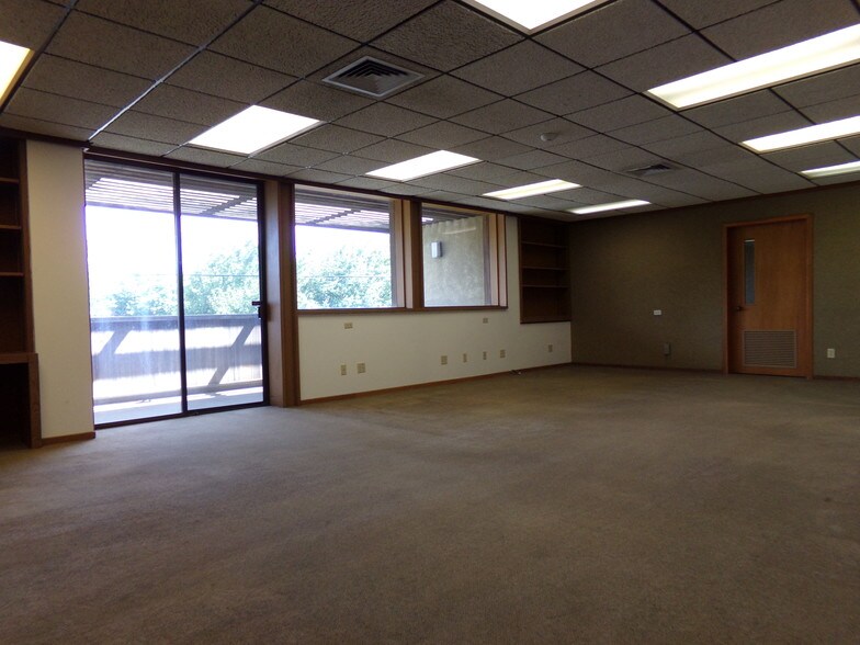 More Photos Of 141 Suburban Rd, San Luis Obispo Office For Lease