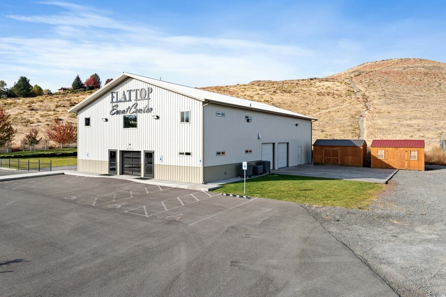 More Photos Of 4771 W Van Giesen St, West Richland Light Distribution For Sale