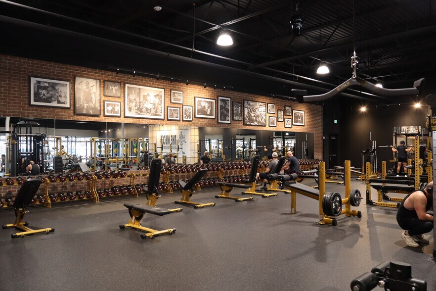 More Photos Of 5601-5753 McWhinney Blvd, Loveland General Retail For Sale