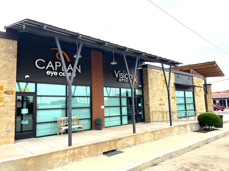 Primary Photo Of 112 W Concho Ave, San Angelo Medical For Lease