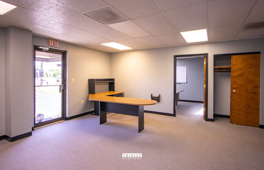 More Photos Of 3320 Platt Springs Rd, West Columbia Medical For Sale