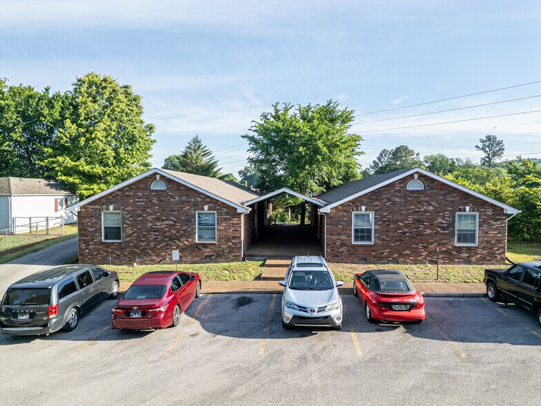 More Photos Of 138 Hibiscus Dr, Ashland City Multifamily For Sale