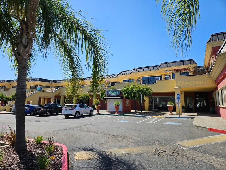 More Photos Of 1110 W Kettleman Ln, Lodi Unknown For Lease