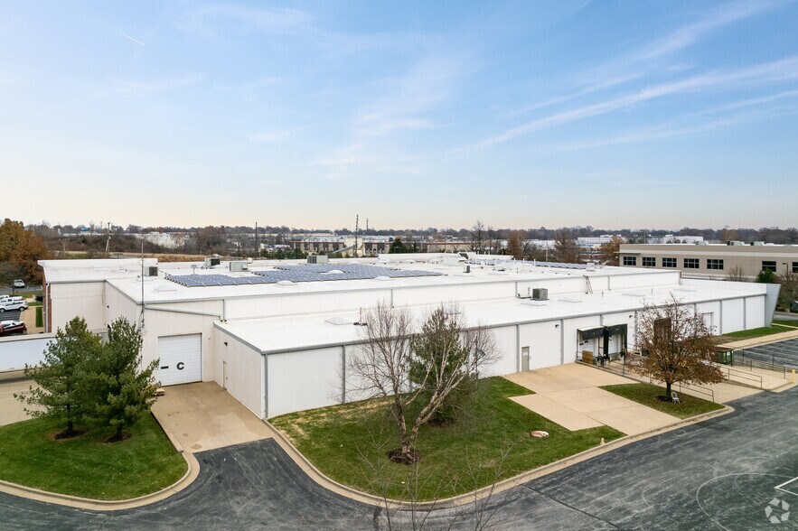 More Photos Of 8610 Page Ave, Overland Warehouse For Lease