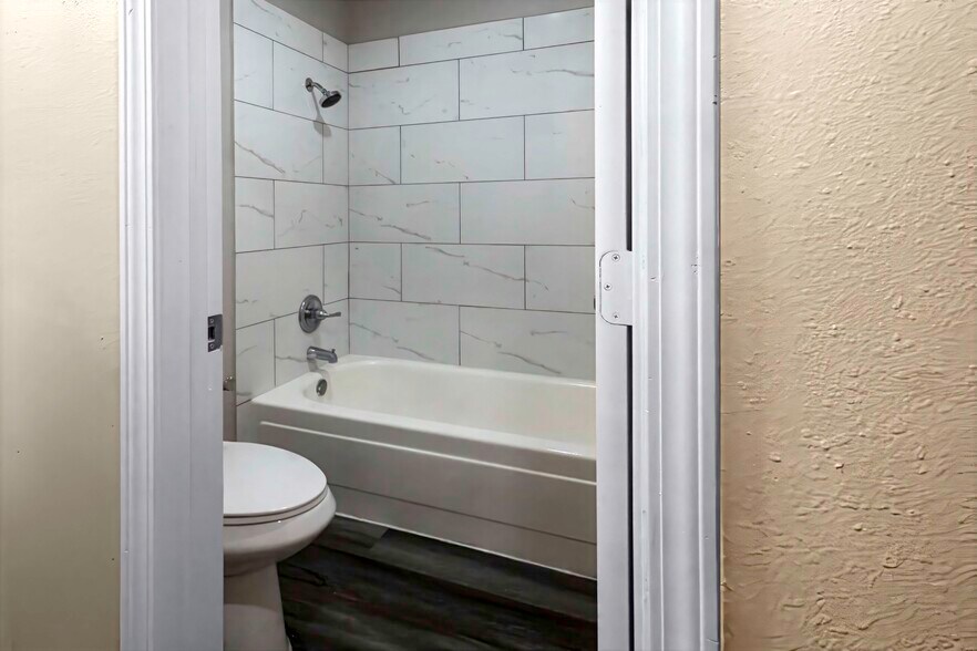 More Photos Of 5202 Bangor Ave, Lubbock Apartments For Sale