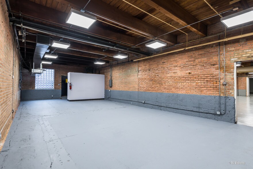 More Photos Of 1229 N North Branch St, Chicago Light Manufacturing For Lease