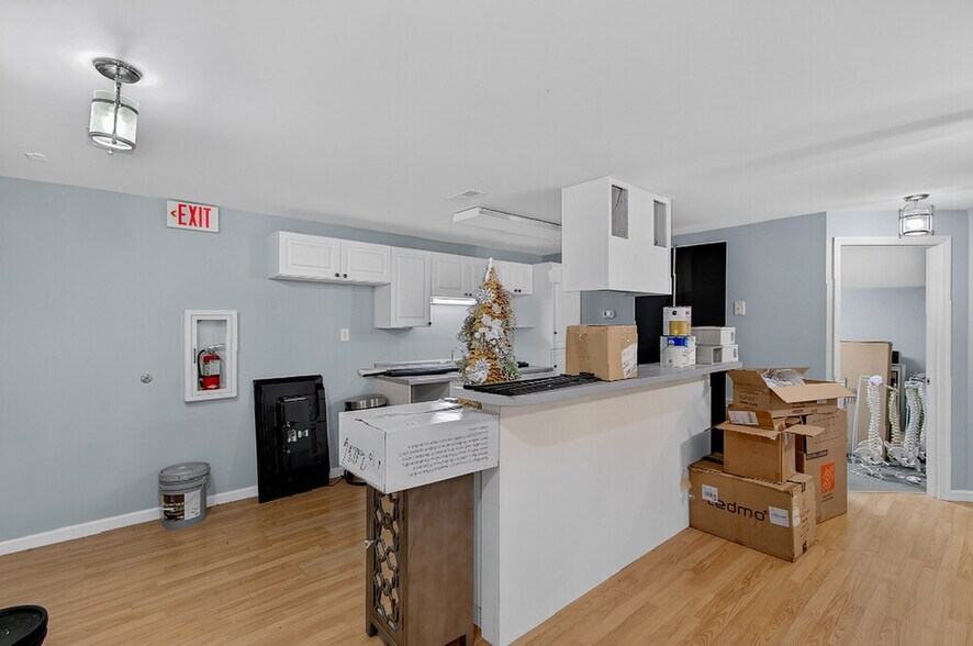 More Photos Of 1930 Charlie Hall Blvd, Charleston Medical For Lease