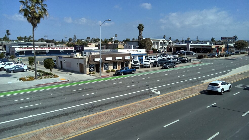 Primary Photo Of 932-938 Palm Avenue, Imperial Beach General Retail For Sale