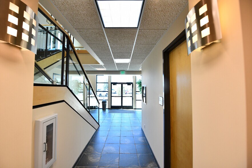 More Photos Of 5410 Powers Center Pt, Colorado Springs Medical For Lease