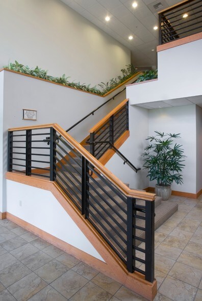 More Photos Of 11980 NE 24th St, Bellevue Office For Lease