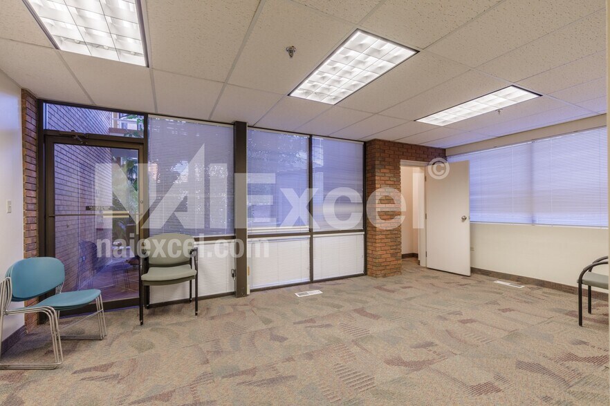 More Photos Of 1 S Main St, St George Bank For Sale