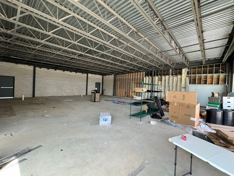 More Photos Of 5440 FM 359 Rd, Brookshire Storefront For Lease