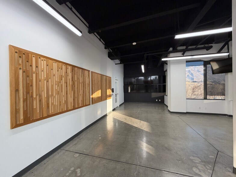 More Photos Of 251 W River Park Dr, Provo Office For Lease