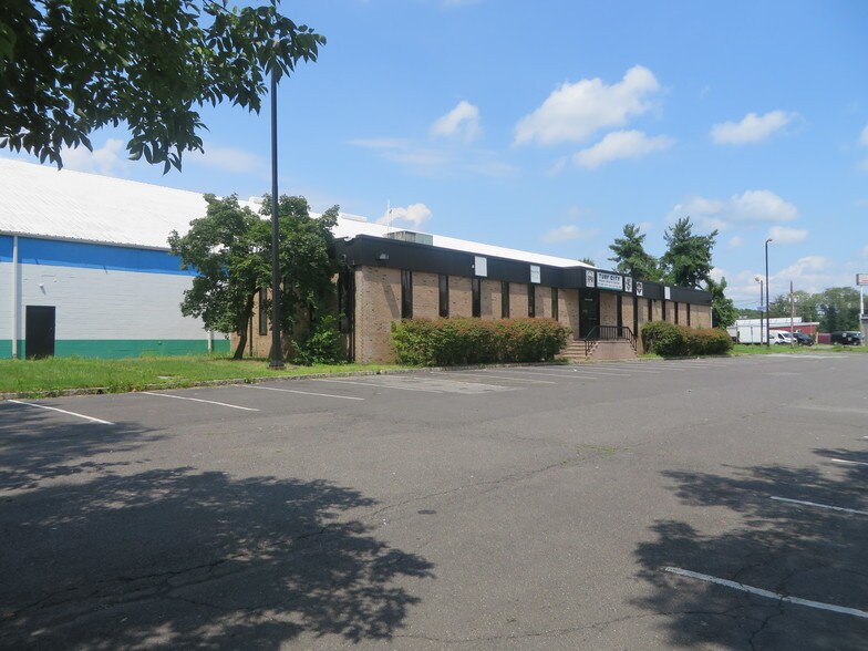 More Photos Of 1235 Rt 23, Wayne Warehouse For Lease