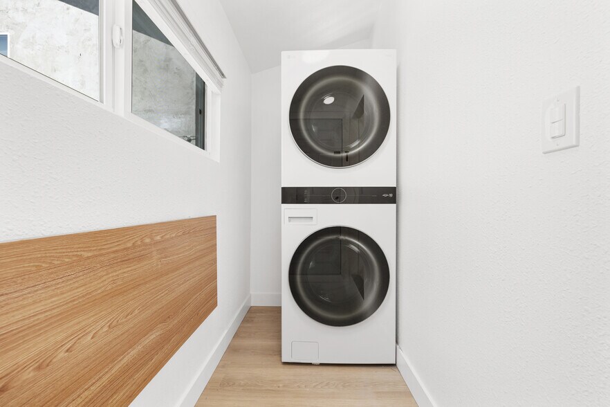 More Photos Of 416 Church Ave, Chula Vista Multifamily For Sale