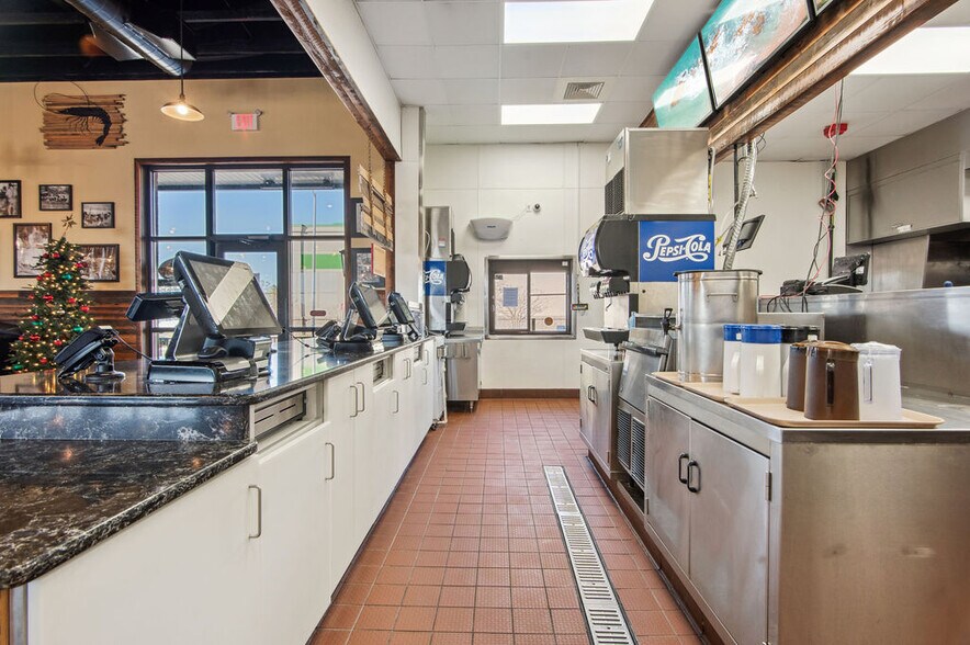 More Photos Of 2470 Gum Branch Rd, Jacksonville Restaurant For Sale