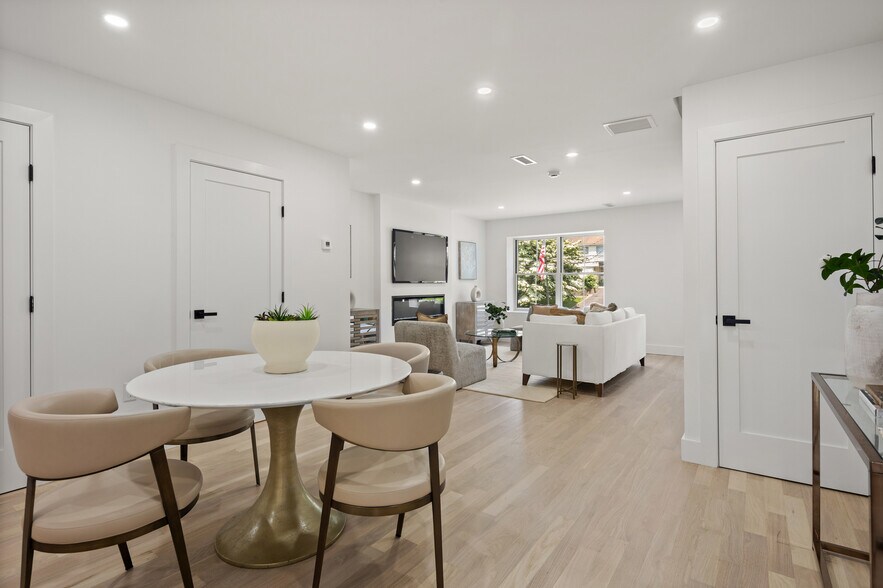 More Photos Of 26 Homestead Ln, Greenwich Apartments For Sale