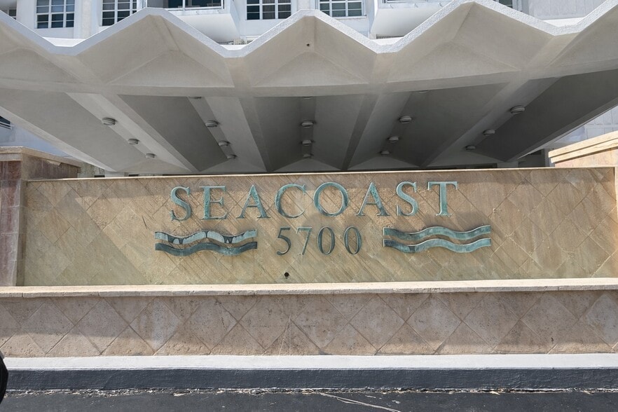 More Photos Of 5700 Collins Ave, Miami Beach Apartments For Sale