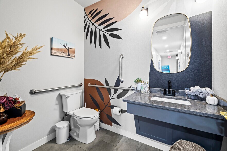 More Photos Of 4406 Judson Rd, Longview General Retail For Sale