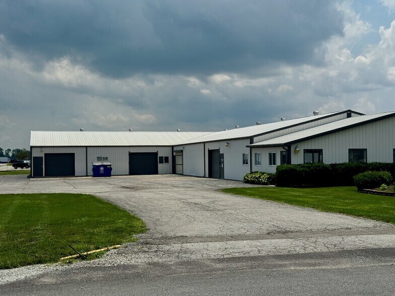 More Photos Of 6301 W 400 N, Greenfield Warehouse For Sale