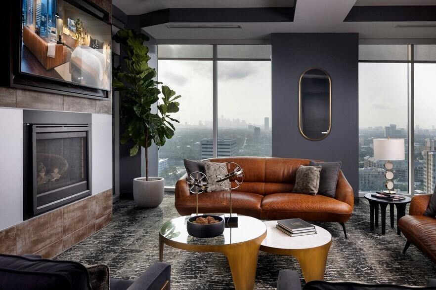 More Photos Of 2031 Westcreek Ln, Houston Apartments For Lease