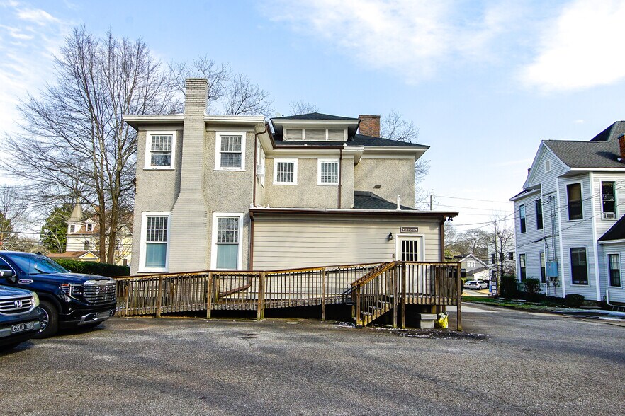 More Photos Of 455 N Milledge Ave, Athens Office For Lease