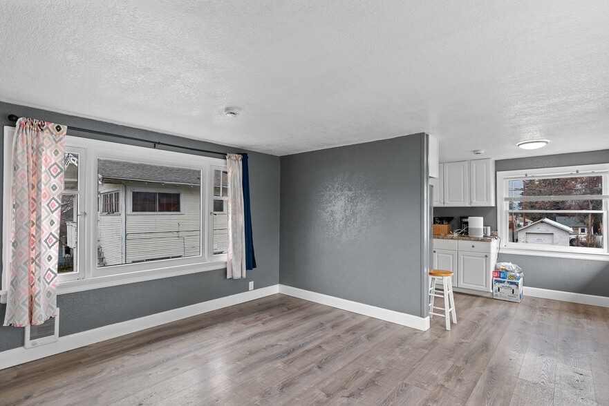 More Photos Of 600 Douglas St, Wenatchee Apartments For Sale