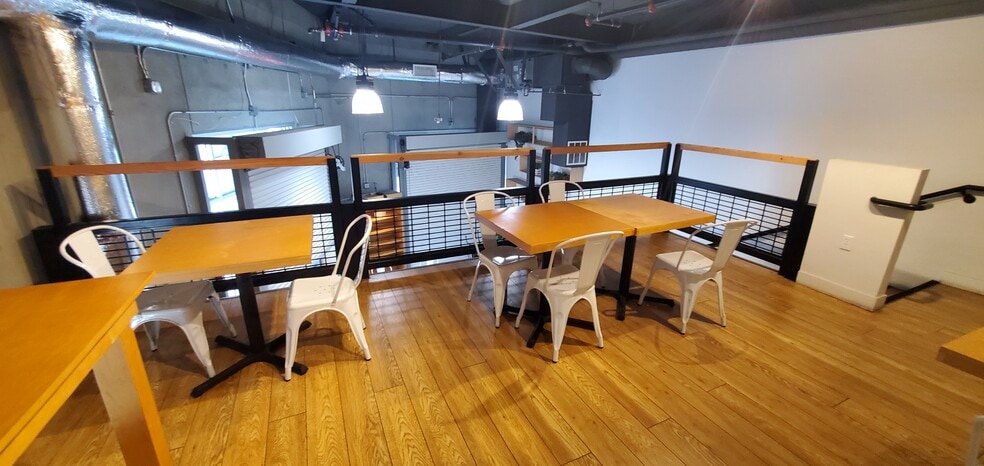 More Photos Of 921 Crocker St, Los Angeles Storefront Retail Office For Sale
