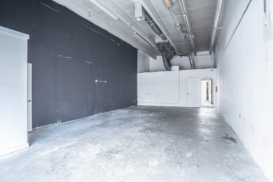More Photos Of 7251-7309 NW 12th St, Miami Warehouse For Lease